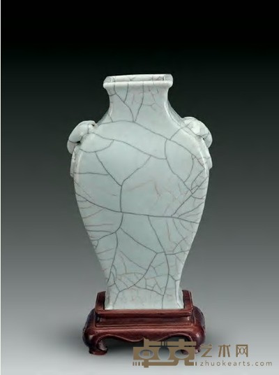 清乾隆 哥釉象耳瓶 7.3×6.2×25cm