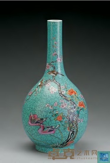 十九世纪 松石绿地喜鹊登梅图胆瓶 4.8×41.5cm