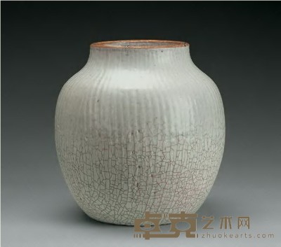 清雍正 哥釉鱼鳞纹罐 12.8×23cm