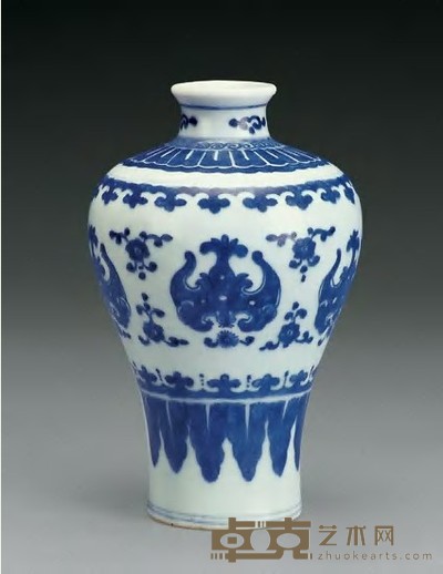 清乾隆 青花蝠纹梅瓶 3.8×16cm