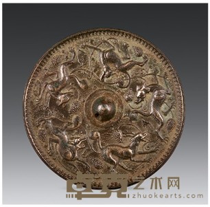 瑞兽铜镜 直径14cm
