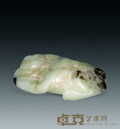 清 玉刻留皮瑞兽挂件 6×3.8cm