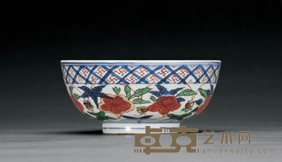 明万历 五彩缠枝花卉纹碗 直径12.5cm