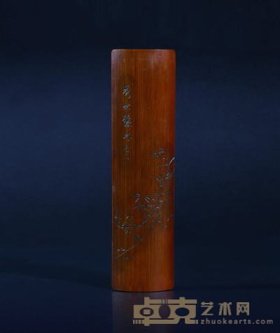 清·受之款竹雕臂搁 高:26.5cm 长:6.8cm