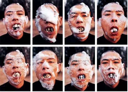 张洹 1998年作 泡沫系列(一套八幅)