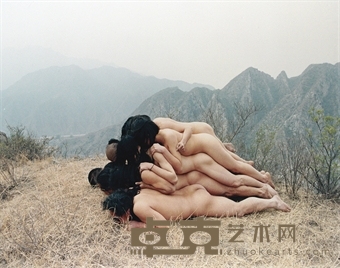 张洹 To Add One Meter to an Unknown Mountain 113.5×164cm