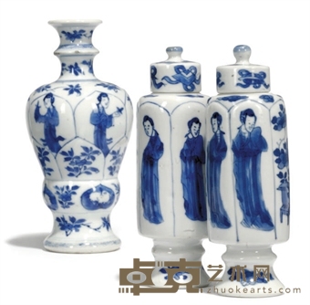 中国蓝色和白色小栏杆的支花瓶 15cm