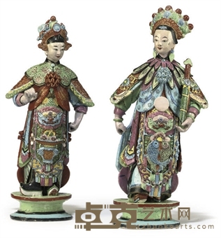 一对中国婚姻形象瓷器 40.5cm
