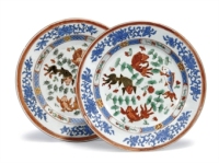A PAIR OF CHINESE EXPORT CARP DISHES