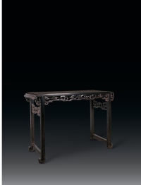 清·紫檀木雕螭紋琴桌