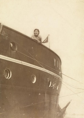 刘旭沧 约1940年代作 人与船