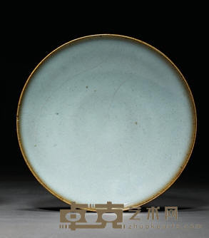 SONG DYNASTY (960-1279) A JUNYAO ‘MOON-WHITE’-GLAZED SHALLOW DISH