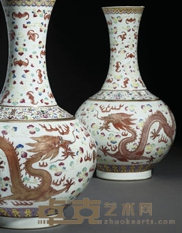 A PAIR OF FAMILLE ROSE ‘DRAGON’ VASES