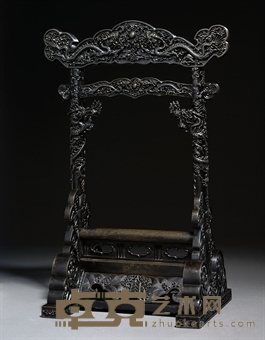 QIANLONG （1736-95） A VERY RARE AND FINE IMPERIAL ’DRAGON’ BRONZE STAND 