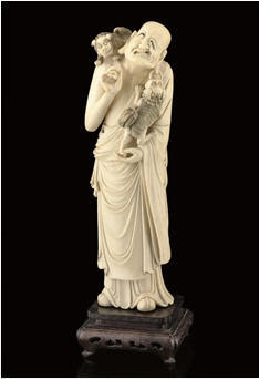 AN IVORY CARVING OF AN IMMORTAL, 19TH CENTURY