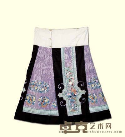 清 紫地绣团花、百鸟纹裙 