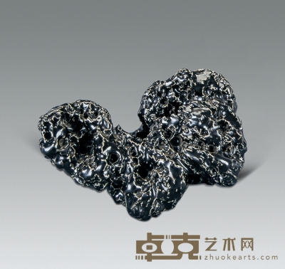 清 黑釉瓷雕仿太湖石山子 长18cm