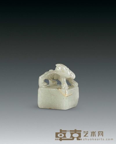 明 玉雕兽钮印章 高3cm