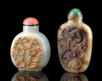 TWO CELADON AND RUSSET JADE SNUFF BOTTLES，18TH CENTURY