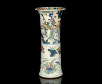 A WUCAI GU VASE，TRANSITIONAL，MID 17TH CENTURY