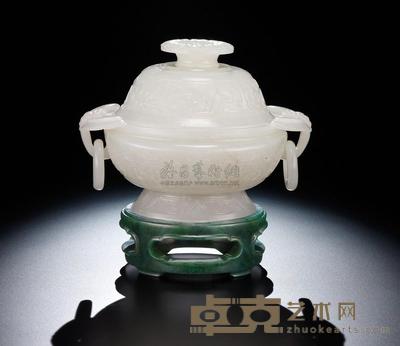 清乾隆 白玉蜻蜓纹衔环耳盖炉 宽11.8cm