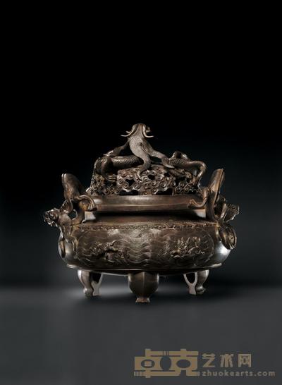 清代 螭龙耳海水四兽纹香炉 高28cm；直径20cm