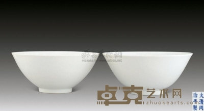 清同治 白釉碗 （二件） 直径15.4cm