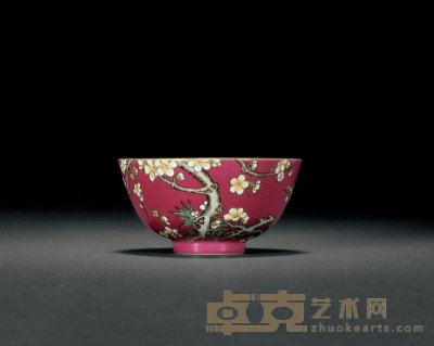 清中期 胭脂红地梅竹图碗 直径9.6cm