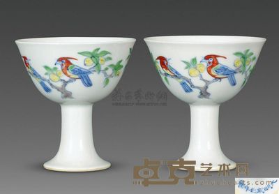 明成化 斗彩花鸟纹高足杯 （一对） 高7.5cm；口7cm；底4cm