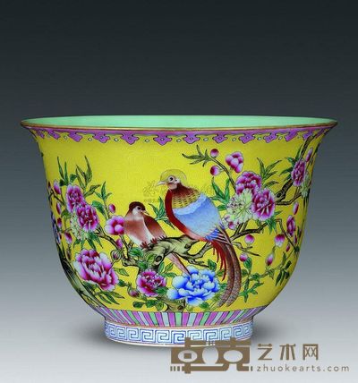 清代 黄地轧道花鸟纹盆 高11cm；口17cm；底8cm