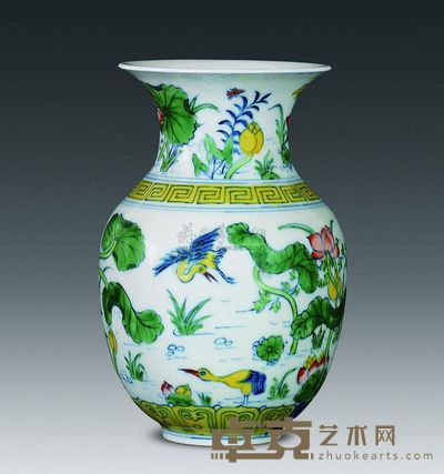 清代 斗彩荷莲鹭鸶纹撇口瓶 高14.5cm；口径8cm；底径4.5cm