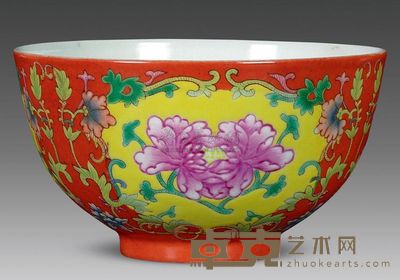 清代 红地开光花叶纹碗 高6.3cm；口11cm；底4.7cm