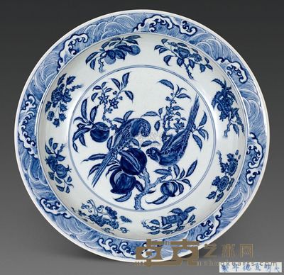 明宣德 青花鹦鹉花果纹折沿盘 高6.8cm；口41.5cm；底26cm