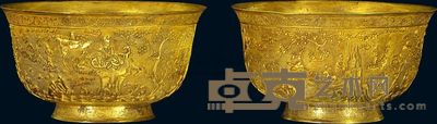 唐代 银鎏金鱼籽纹地如意大碗 （一对） 高10.1cm；口17.8cm；底9cm；重1578g