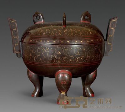汉代 描金变形云凤纹漆器鼎 高34.5cm；口31.5cm