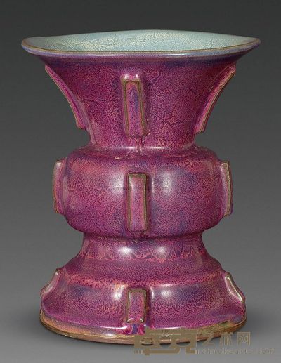北宋 钧窑出戟尊 口18cm；底15.6cm；高21.5cm