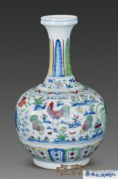 明成化 斗彩子母鸡图盘口瓶 高21cm；口5.2cm；底8.1cm