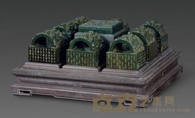 清乾隆 碧玉八旗将军统领印 （一套九件） 玺印10.3×10.5×10.5cm；通重2355g；总重18535g；印泥盒2.9×12.2×12