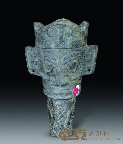 三星堆文化 玉神首 高24cm；重4223g