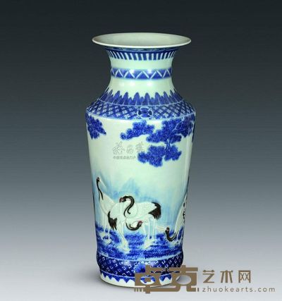 清代 青花加彩刻花松鹤延年撇口瓶 高35.7cm；口14cm；底12cm