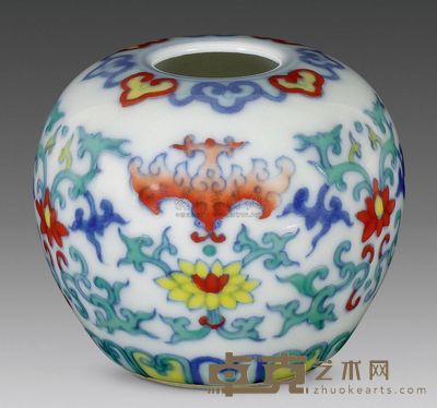 清代 斗彩莲花蝙蝠水盂 高5.5cm；口2.3cm；底4cm