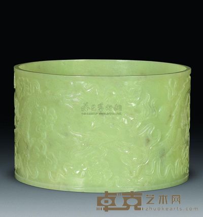 清代 黄玉龙纹笔筒 高10cm；口17cm；底16.5cm；重915g