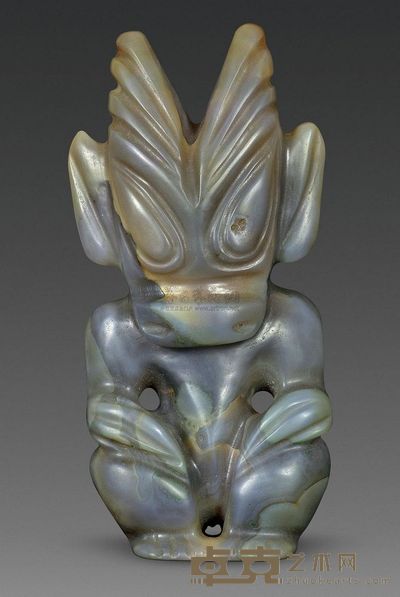 红山文化 玛瑙人 重780g；长17.2cm