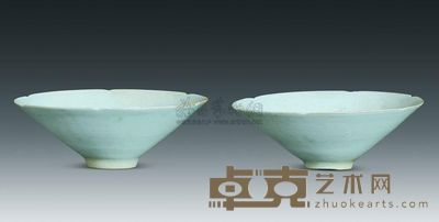 宋代 影青划花葵口碗 （一对） 高4.5cm；口12cm；底3cm