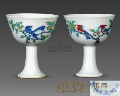 明成化 斗彩花鸟纹高足杯 （一对） 高8cm；口7cm；底12cm