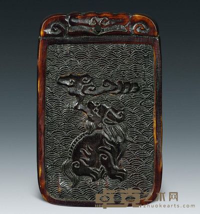 清代 苏门答腊犀角雕狮纹牌 重25g；长7cm