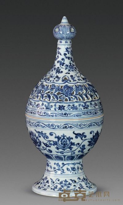 明代 青花缠枝莲纹熏炉 高39cm;口17.2cm;底14.5cm