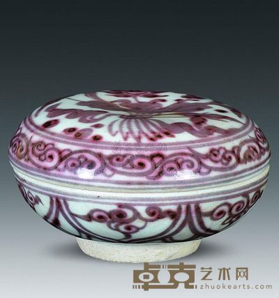 明早期 釉里红盖盒 口8.8cm；底4.2cm；高4.8cm