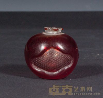 清 宝石红料石榴鼻烟壶 高4.5cm