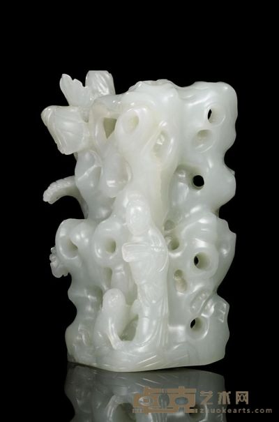 QIANLONG PERIOD A CELADON JADE CARVING OF A LADY AND CAT 高8.5cm